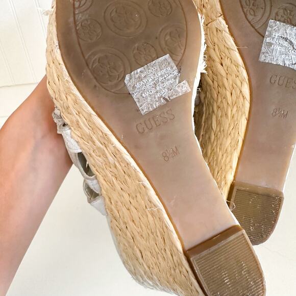 GUESS Onixx Snake Embossed Leather Wedge Platform Espadrille Sandal White 8.5 - Picture 9 of 10